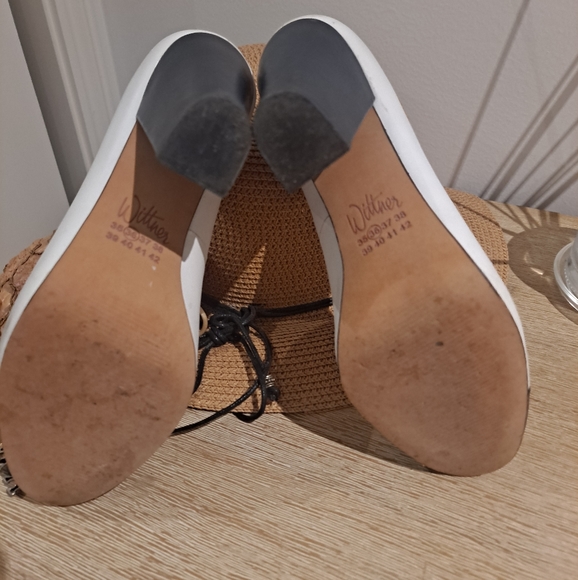 Court shoes - Picture 4 of 6